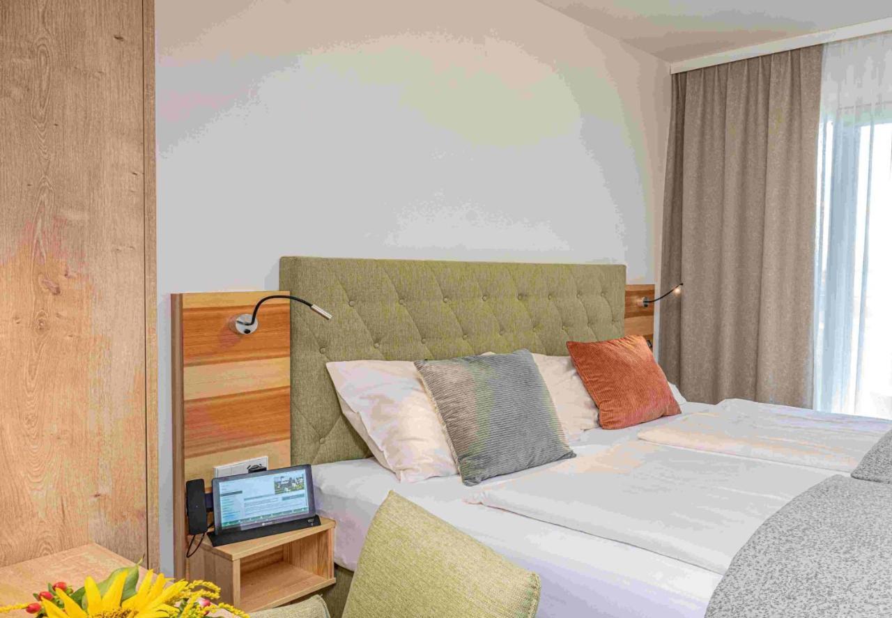 Hotel Ottenstein - Das Wohlfuehlhotel Rastenfeld Extérieur photo